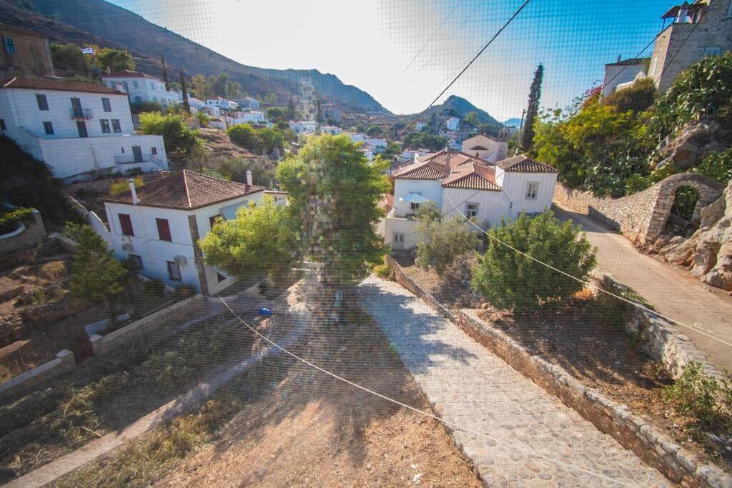 Iolis Loft Hydra Apartment Екстериор снимка