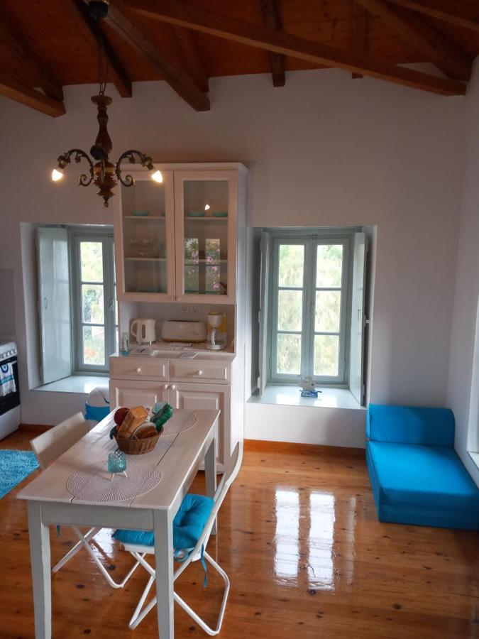 Iolis Loft Hydra Apartment Екстериор снимка