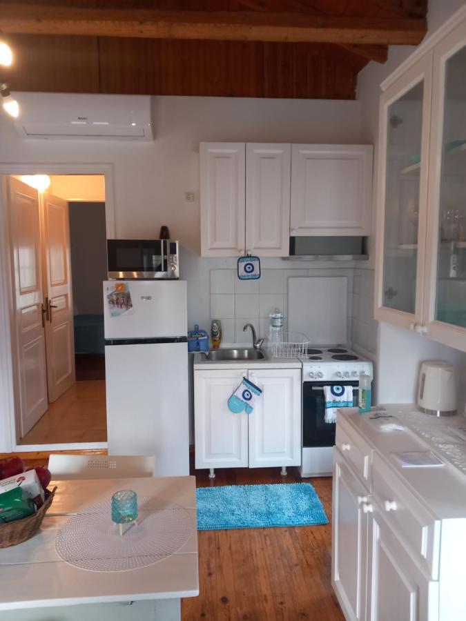 Iolis Loft Hydra Apartment Екстериор снимка